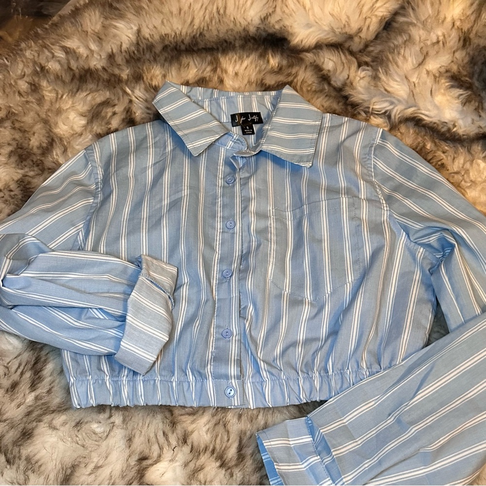 🦋🦋 J for justify Striped Cropped Button-Up Shirt 🦋🦋